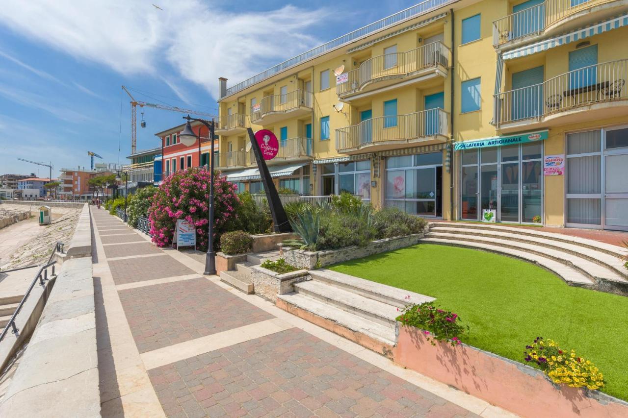 Apartments Gasser - Apartment 1 Каорле Экстерьер фото